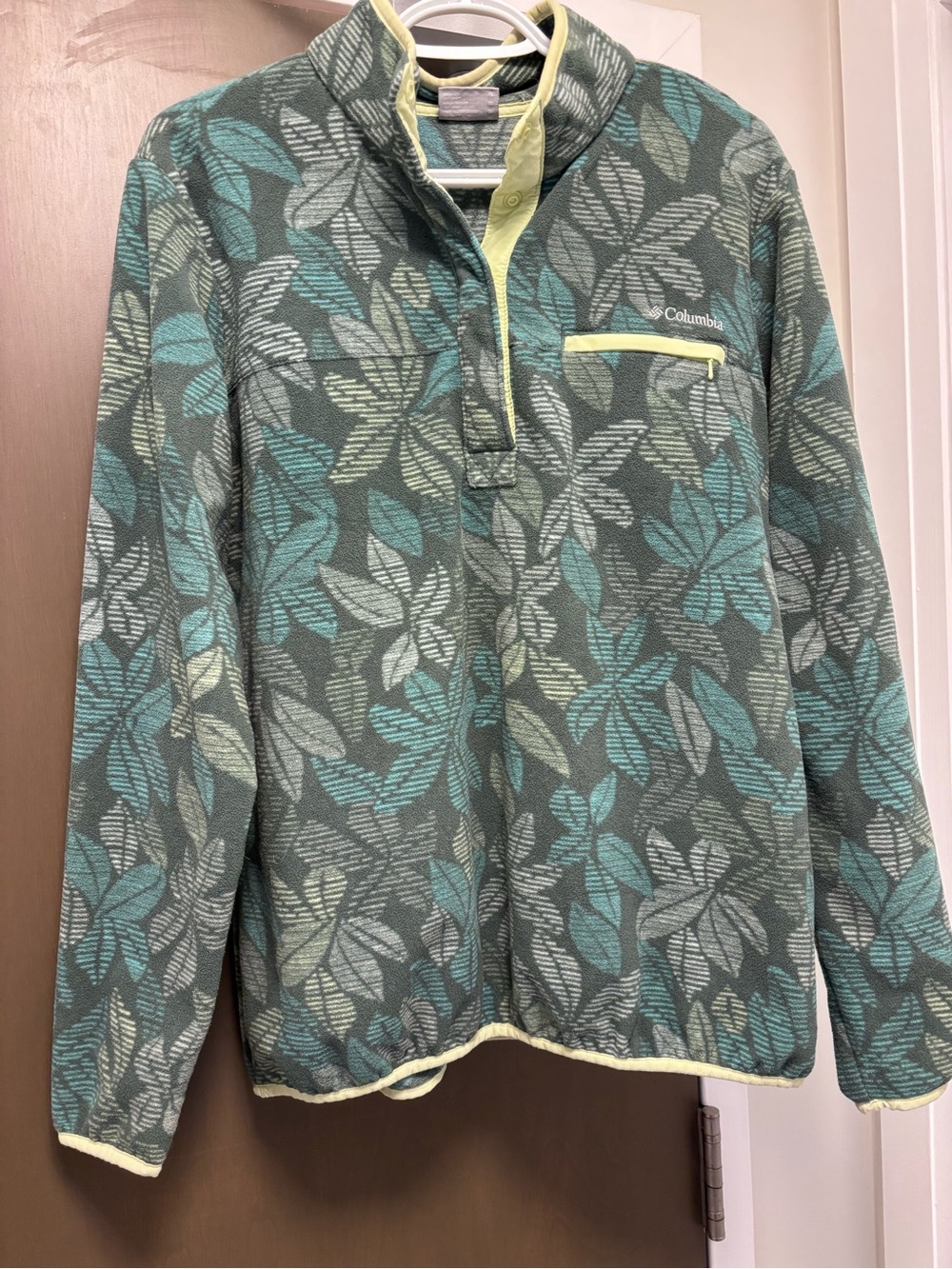 Columbia Women’s XL Mountain Side Printed Fleece Pullover – Teal Leaf